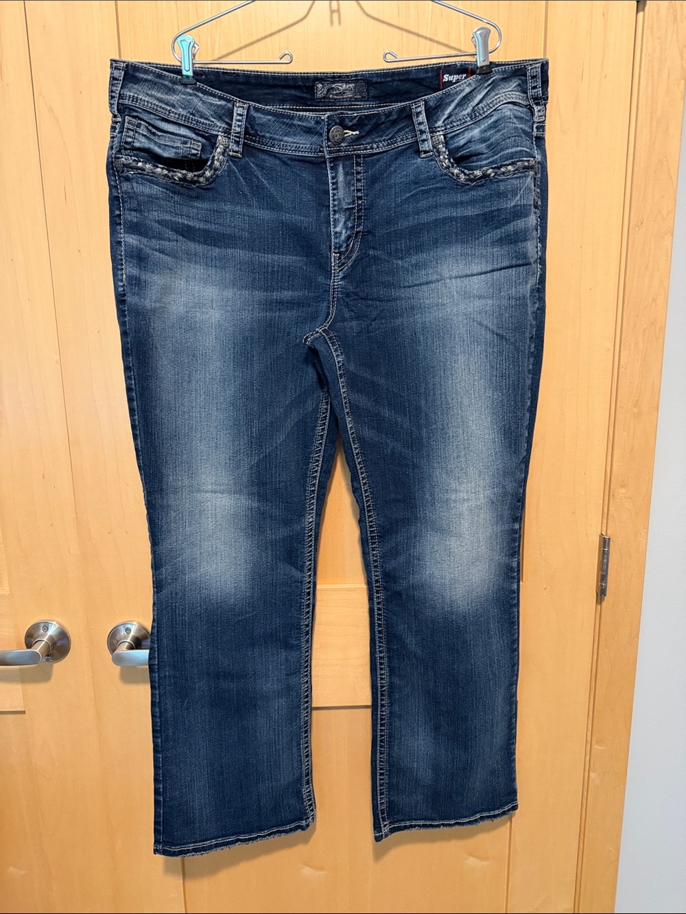 Silver Jeans Suki Straight Leg Women's Jeans in Dark Blue Wash